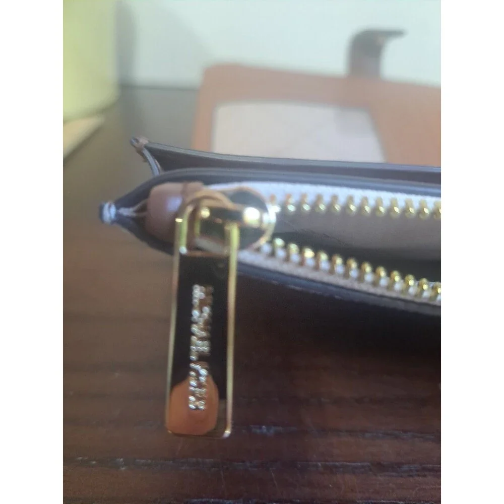 Michael Kors Jet Set Wristlet Vanilla With Signature Logo 35F8GTVWOB